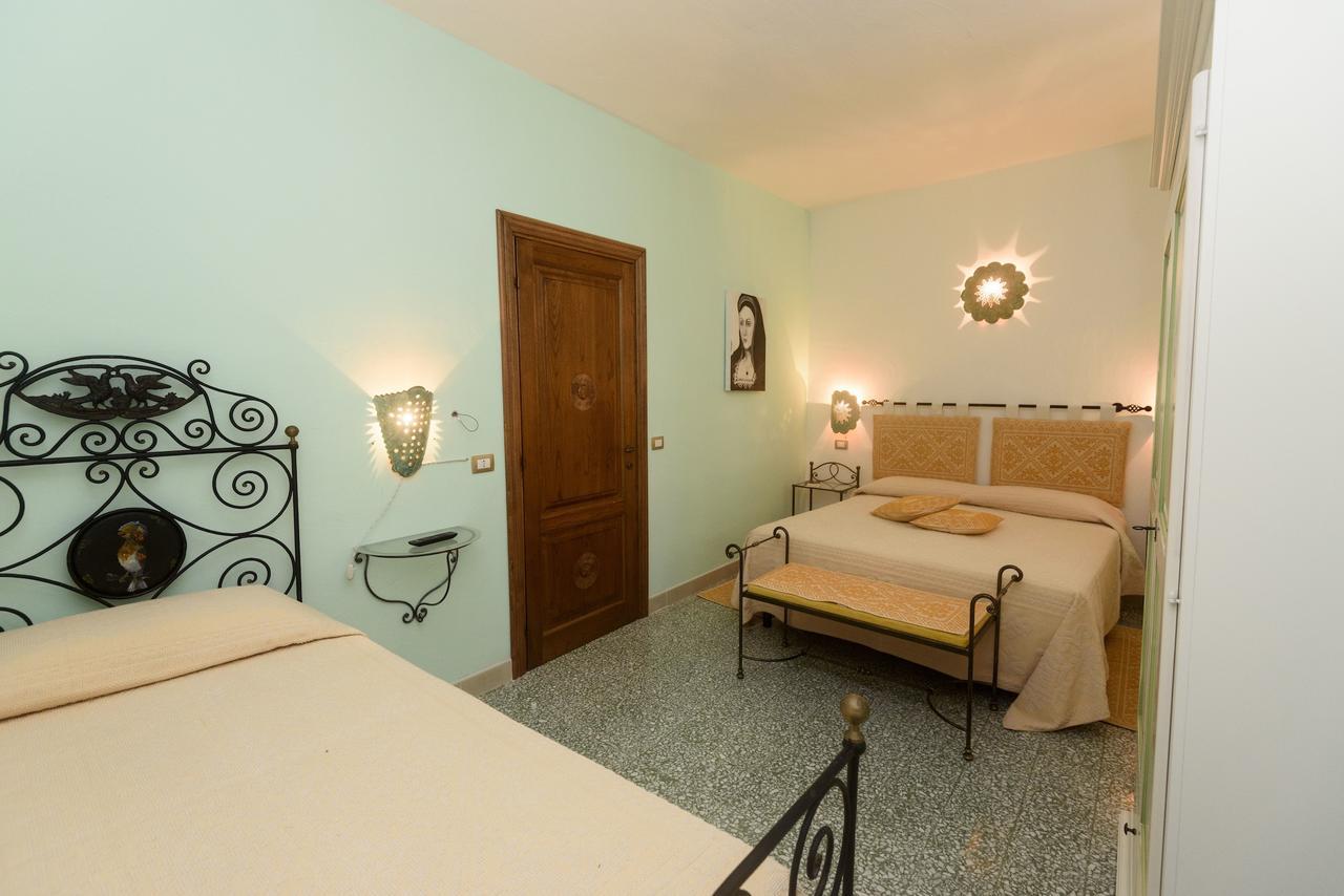 Al Vecchio Corso B&B Tempio Pausania Exterior photo